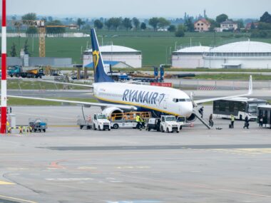 London Stansted (STN) Night Arrival Guide: Midnight Trains to Liverpool Street & Last-Minute Hotels