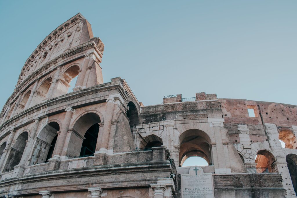 The 6am Principle: How to Get the Trevi Fountain & Colosseum Entirely to Yourself