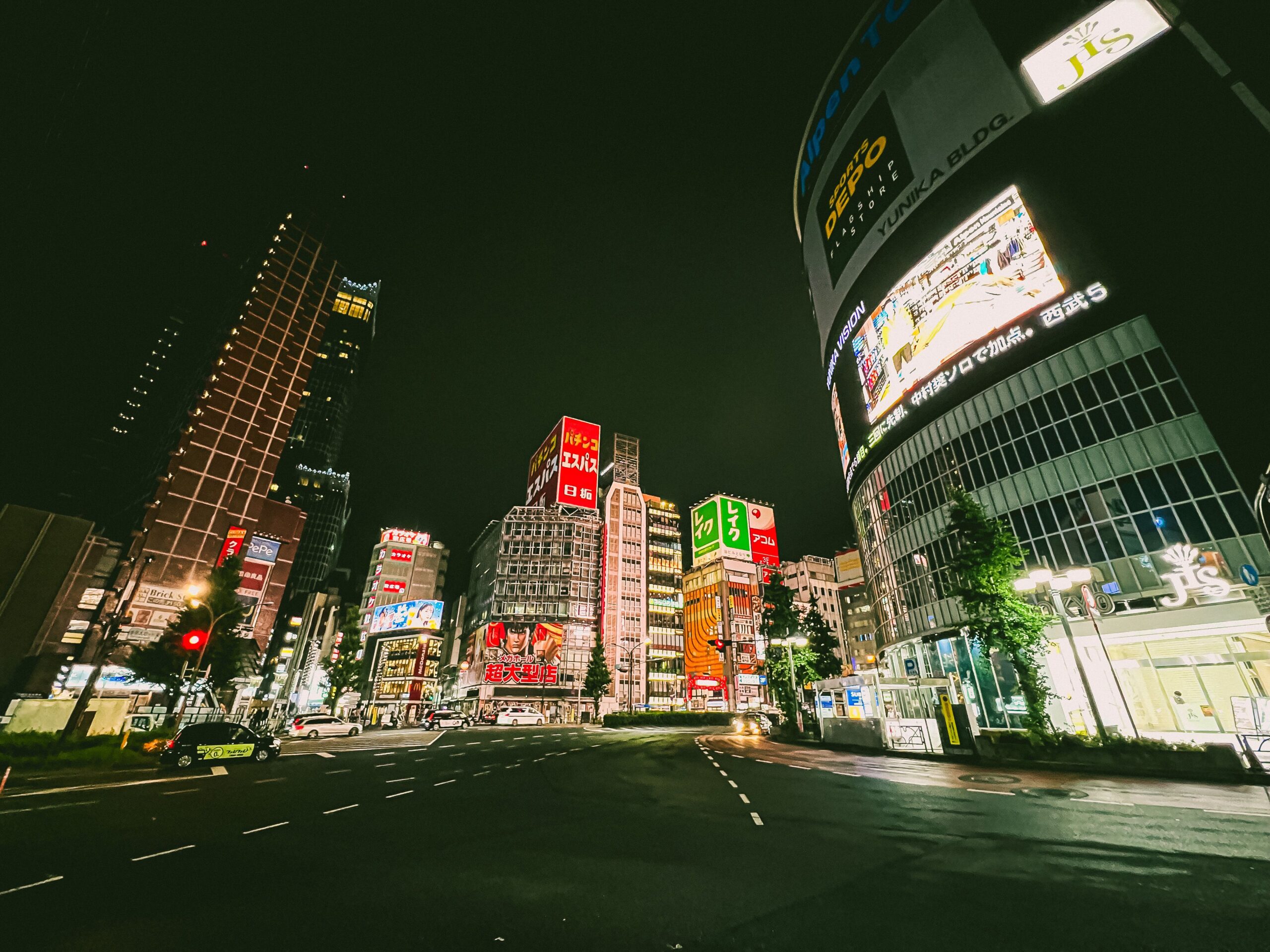 Where to Stay in Tokyo: Shinjuku vs Shibuya vs Asakusa