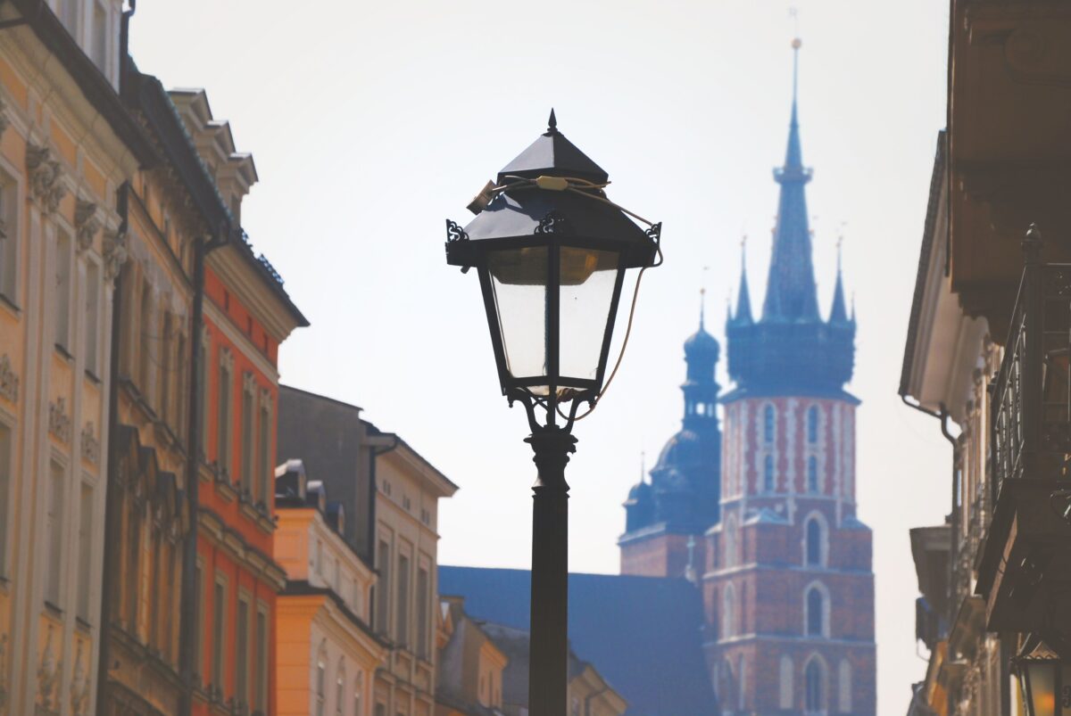 The £500 Total Weekend Challenge: 48 Hours in Kraków (Flights + Hotel + Food Included)
