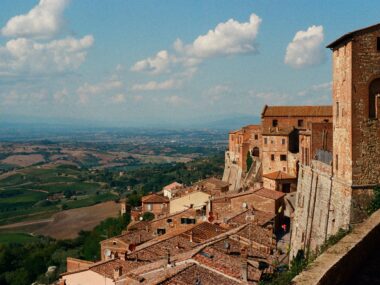 Tuscan Village Holiday