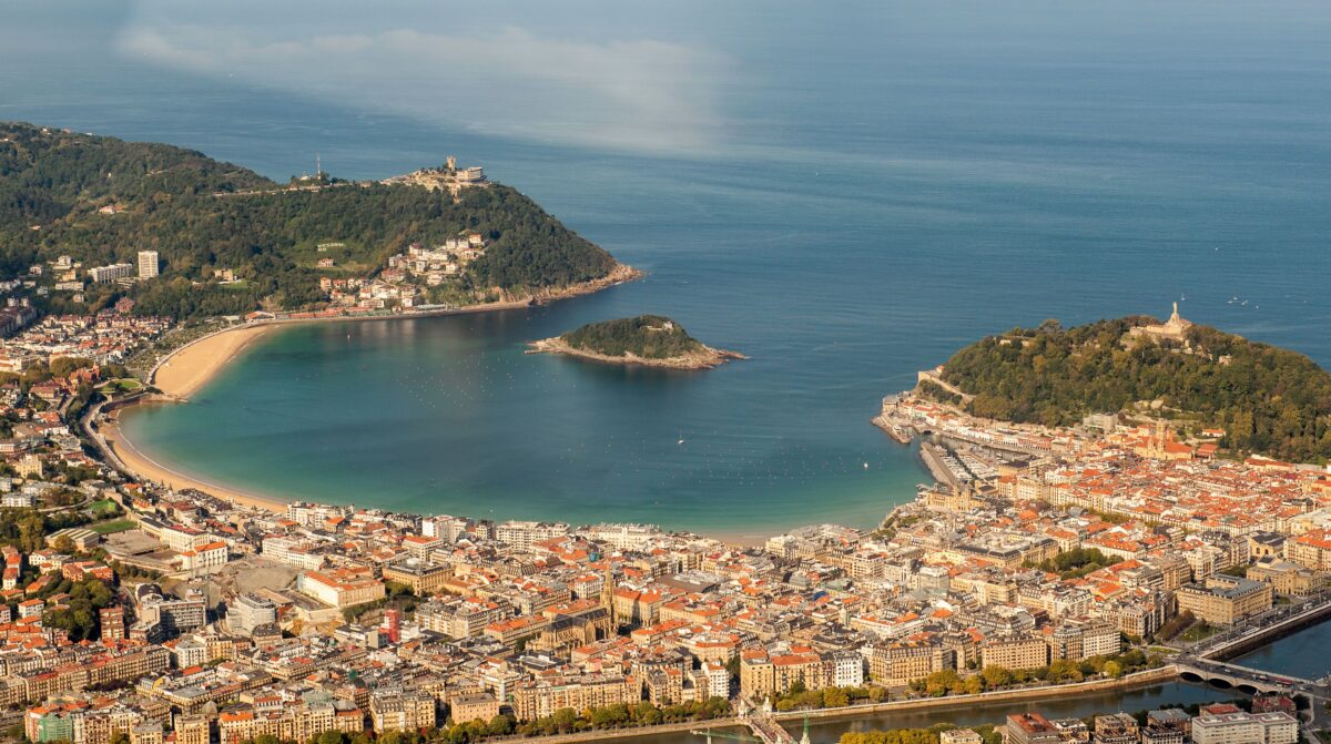 How to Eat Michelin-Level Pintxos in San Sebastián for Under £25/Day