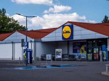 Supermarket Secrets: Eating for £10/Day in Germany Using REWE, Aldi & Lidl